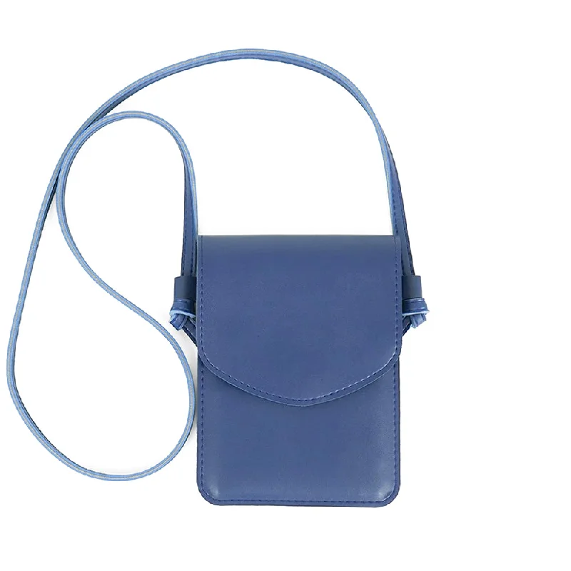 Blue Smartphone Pouch 560